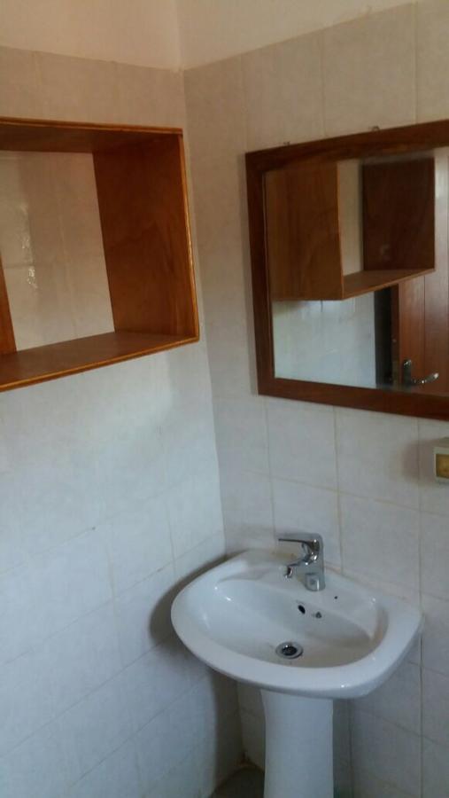 Sarawally Guesthouse Ampaya Luaran gambar